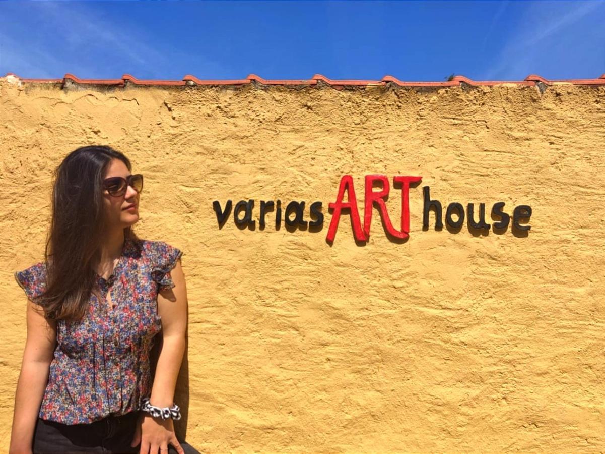 Varias Art House Kallirákhi Exteriör bild